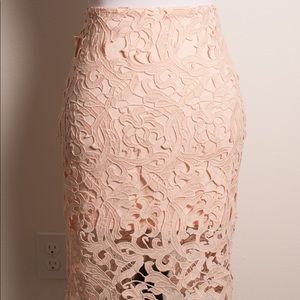 Dailylook pale pink skirt